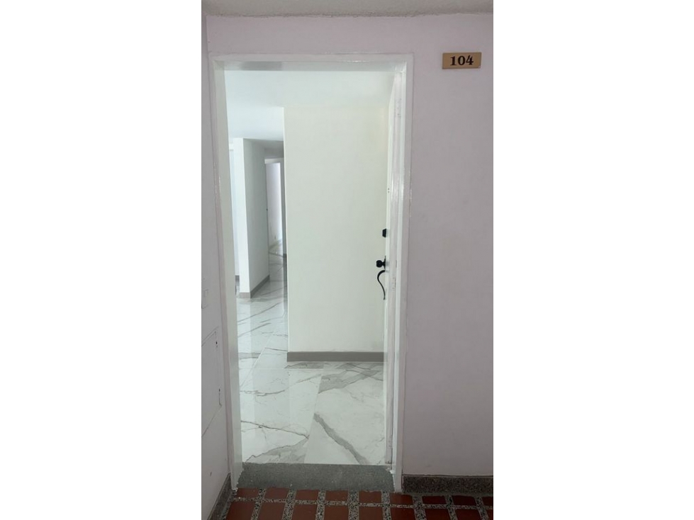 APARTAMENTO EN POBLADO LOMA SAN JULIAN — foto 4