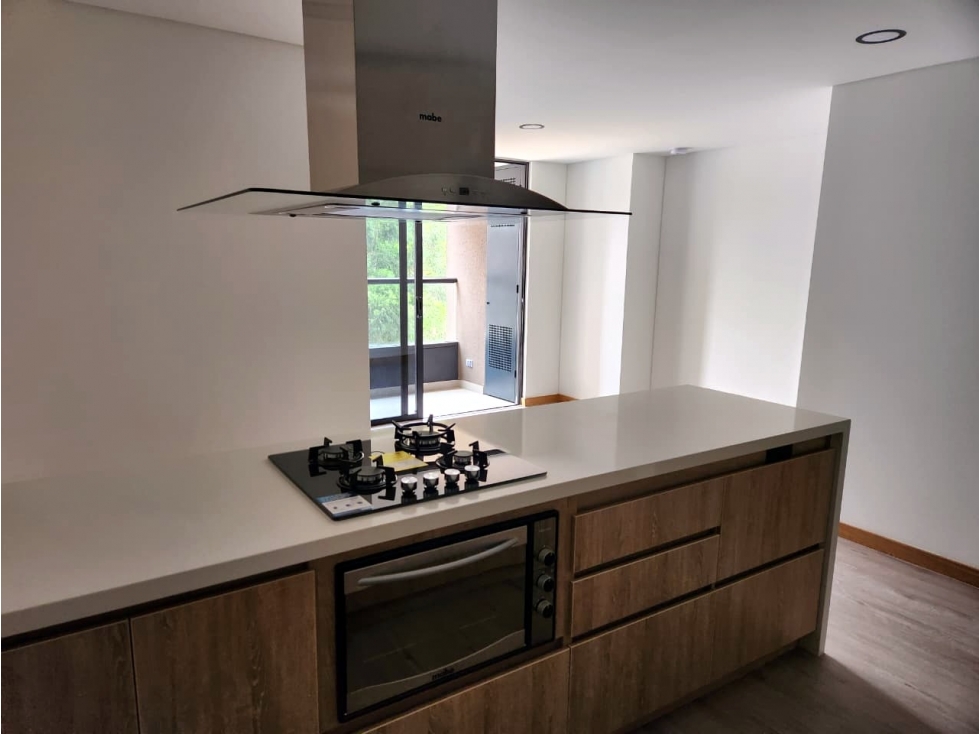 Apartamento En Arriendo Las Palmas Medellin — foto 2