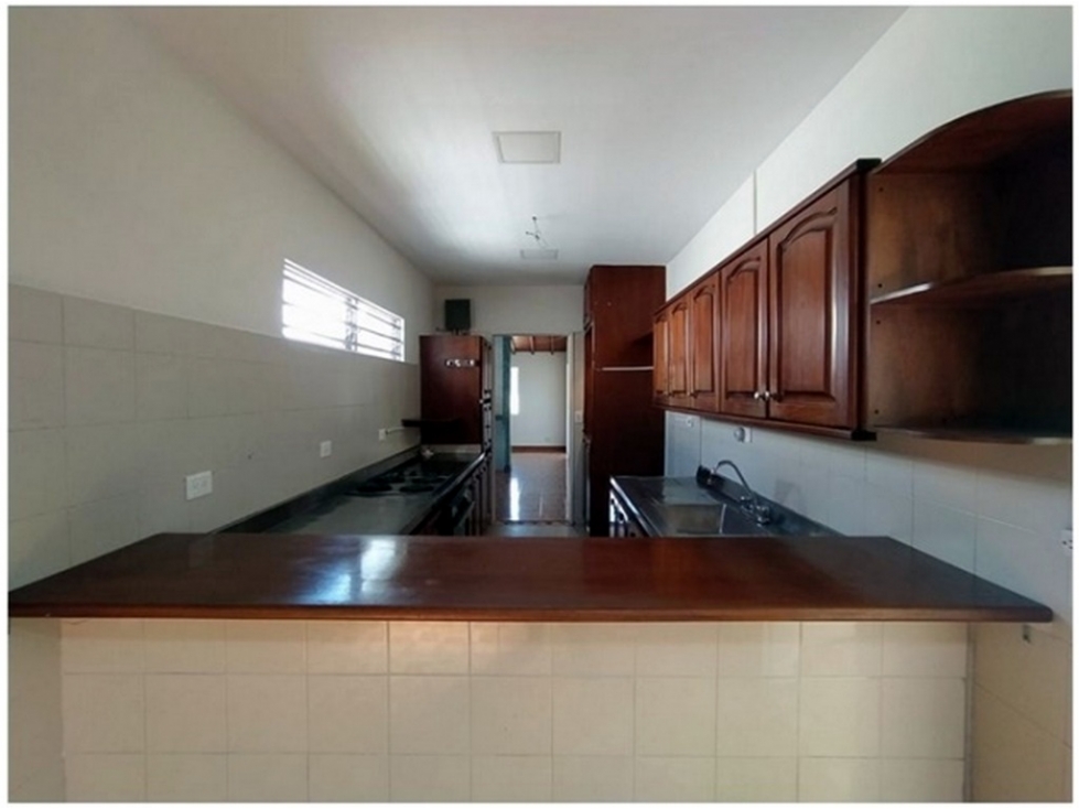 Casa En Venta Segundo Piso Barrio San Joaquin Medellin — foto 2