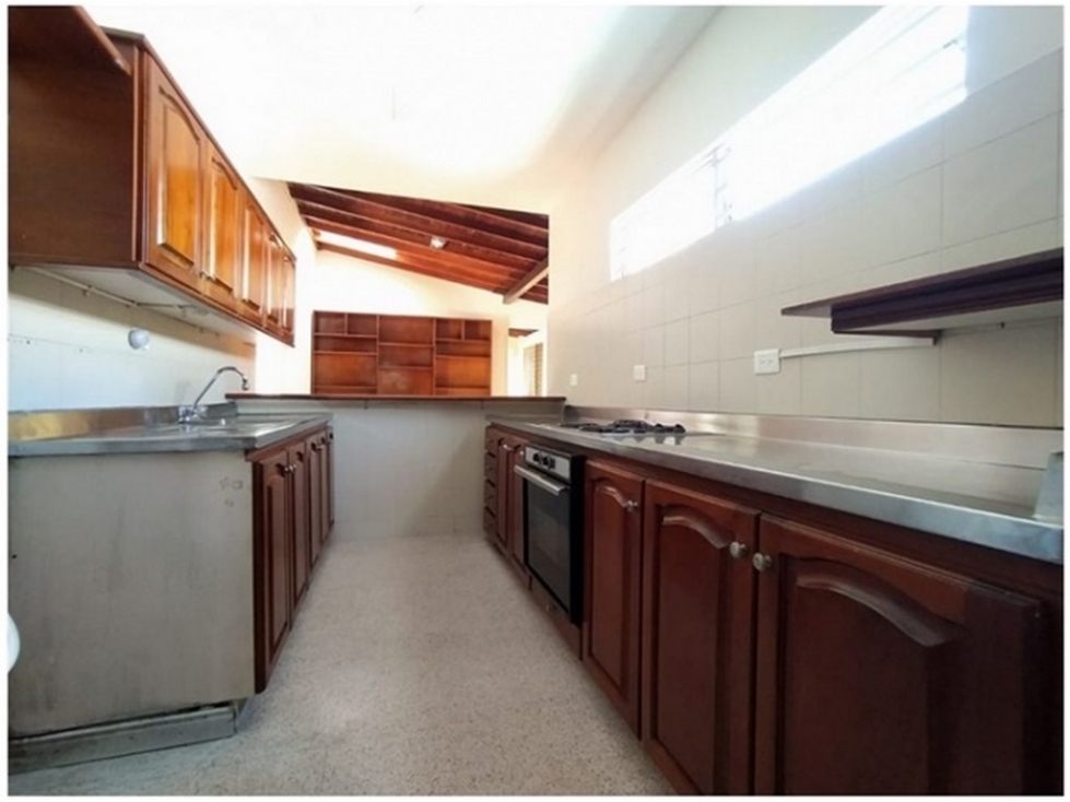 Casa En Venta Segundo Piso Barrio San Joaquin Medellin — foto 3