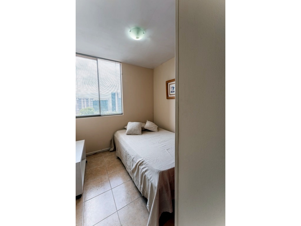 Apartamento En Arriendo Poblado Balsos De Oviedo — foto 5