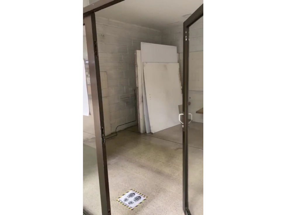 Local comercial en Guayabal - 3