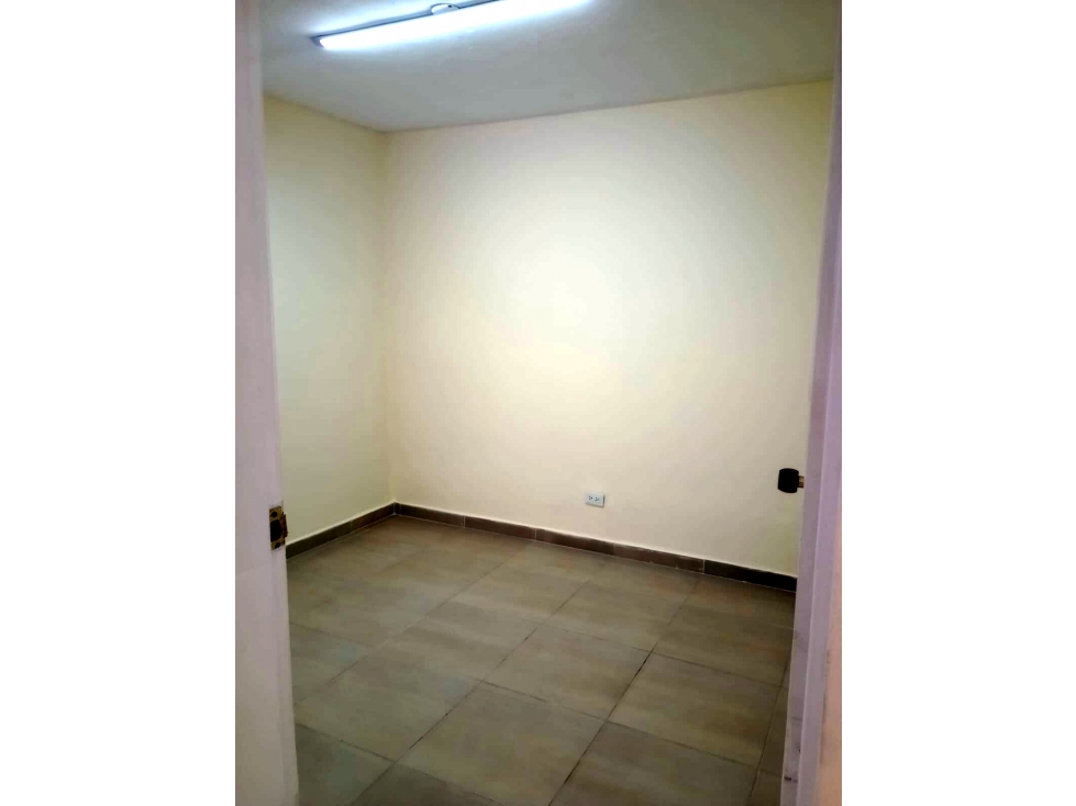 Casa En Arriendo Comercial Barrio Santa Fe Medellin — foto 5