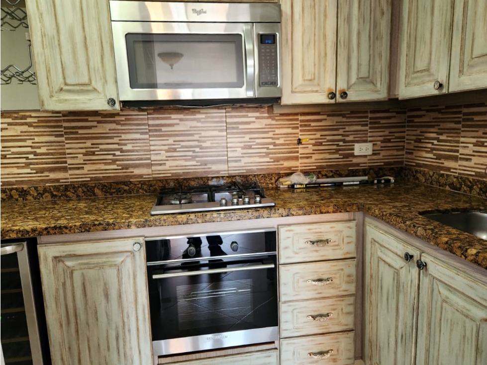 Apartamento En Arriendo Poblado Balsos De Oviedo