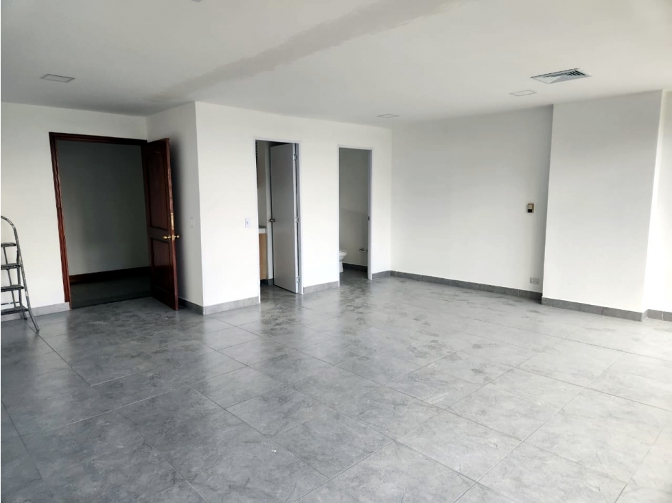 Ofcina En Arriendo La Aguacatala Medellin - 5