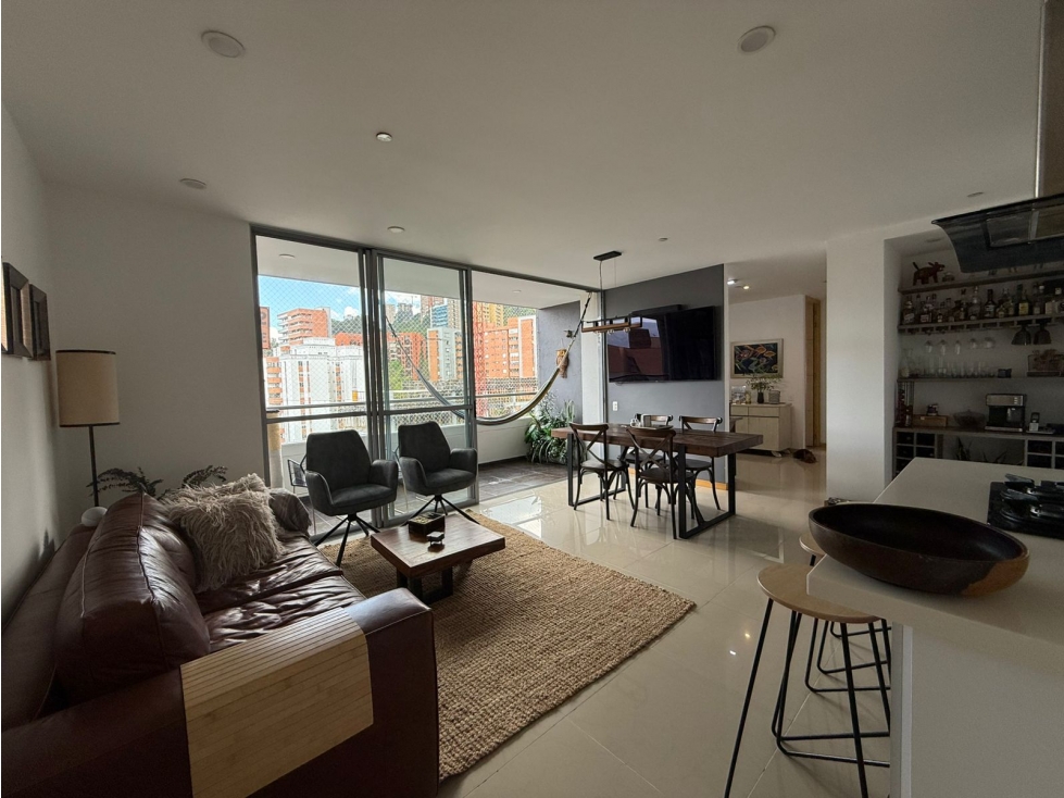 APARTAMENTO 90M2 POBLADO CASTROPOL