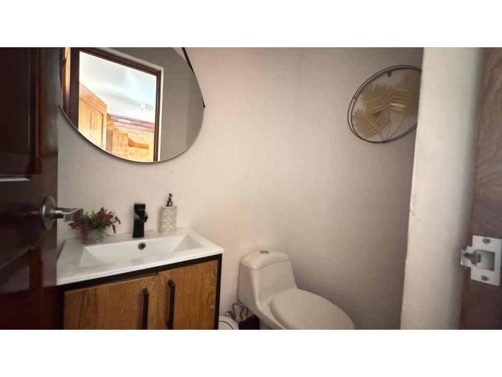 VENDO CASA ENVIGADO SECTOR BRUJAS — foto 4