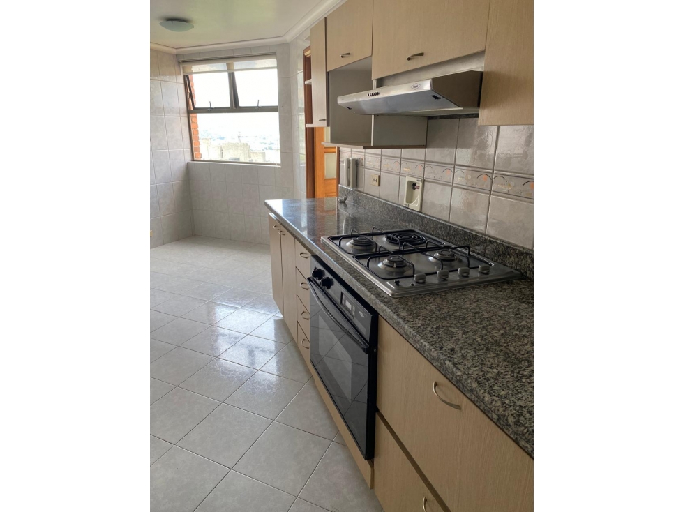 APARTAMENTO 165M2 POBLADO CASTROPOL