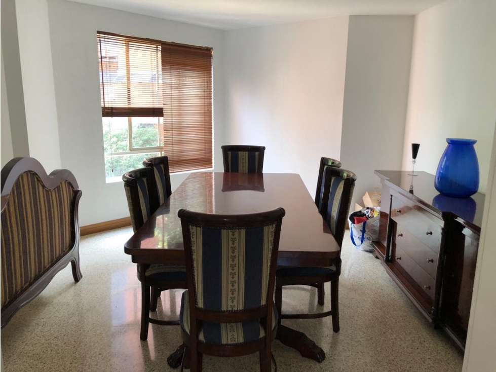 APARTAMENTO 140M2 POBLADO CASTROPOL