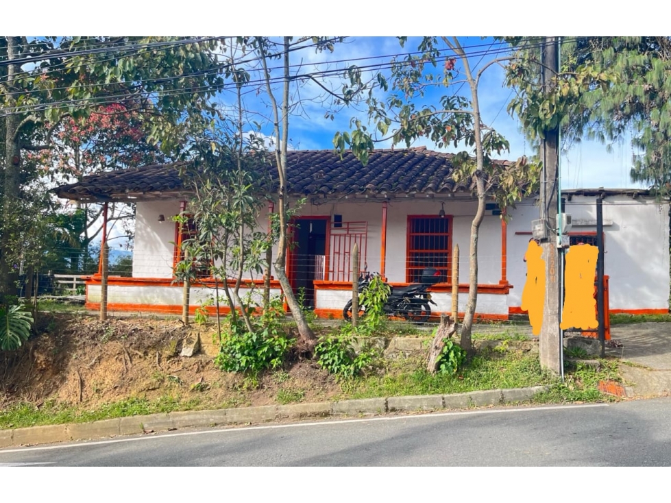 vendo casa lote 1876m2 loma del chocho - Envigado Antioquia