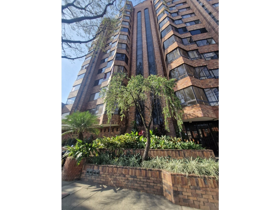 VENDO APARTAMENTO 2DO PISO EN EDIFICIO - NUEVA TEQUENDAMA — foto 2