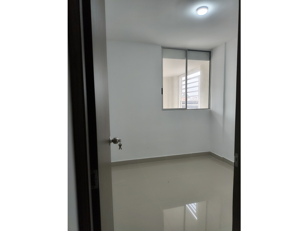 VENDO CASA DE 2 PISOS REMODELADA VERONA NUEVA ITALIA- PALMIRA — foto 3