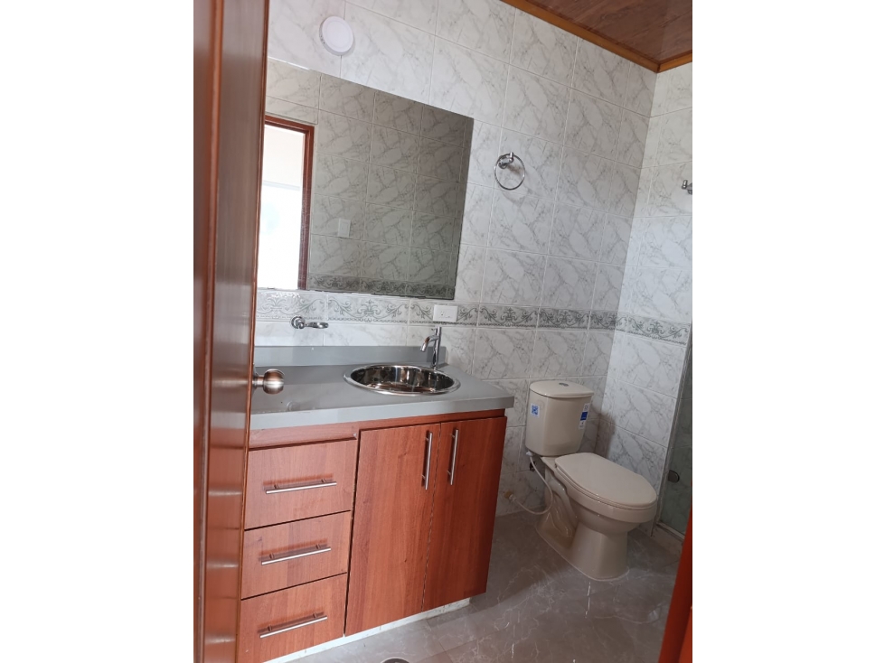 VENDO APARTAMENTO EN EL LIMONAR — foto 5