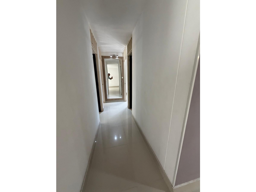 APARTAMENTO REMODELADO EN TORRES DE COMFANDI — foto 5