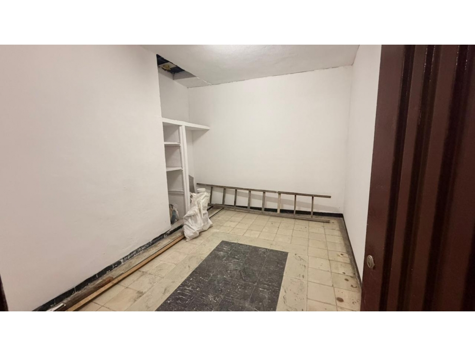 VENDO CASA DE 2 PISOS IDEAL PARA VIVIR E INVERSION — foto 6