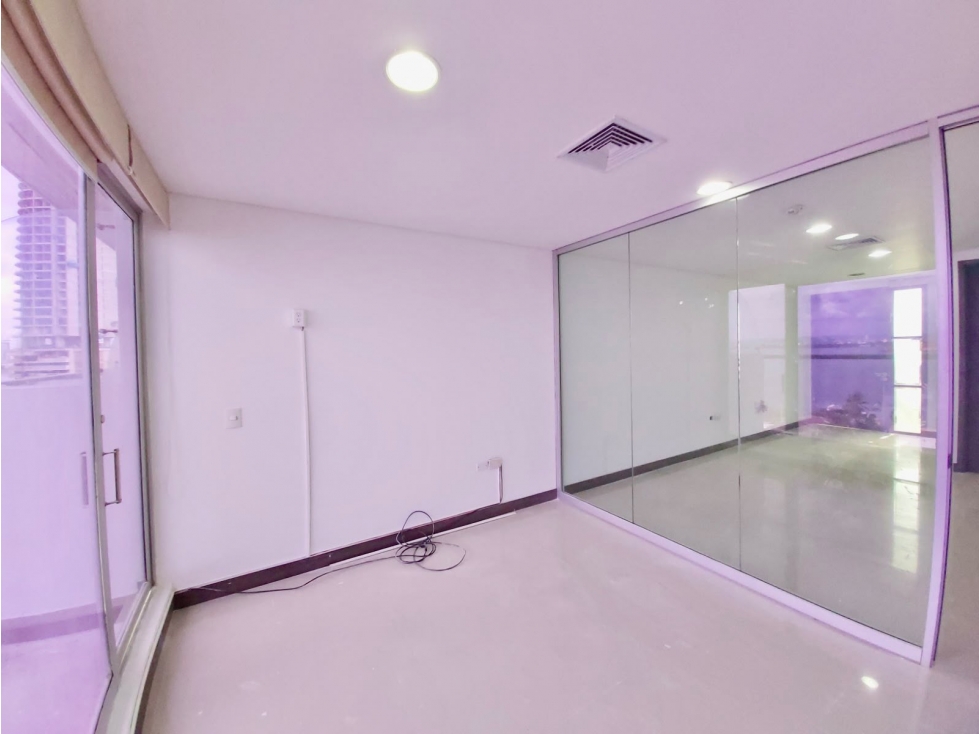 Oficina en Venta o Arriendo Torre Grupo Área Bocagrande Cartagena — foto 5