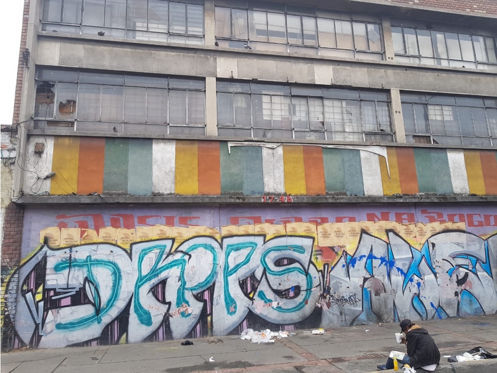 LA CAPUCHINA EDIFICIO, BODEGA O LOTE EN VENTA 1432M2