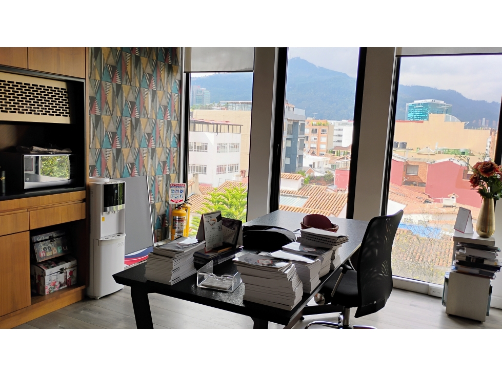Arriendo oficina santa bárbara