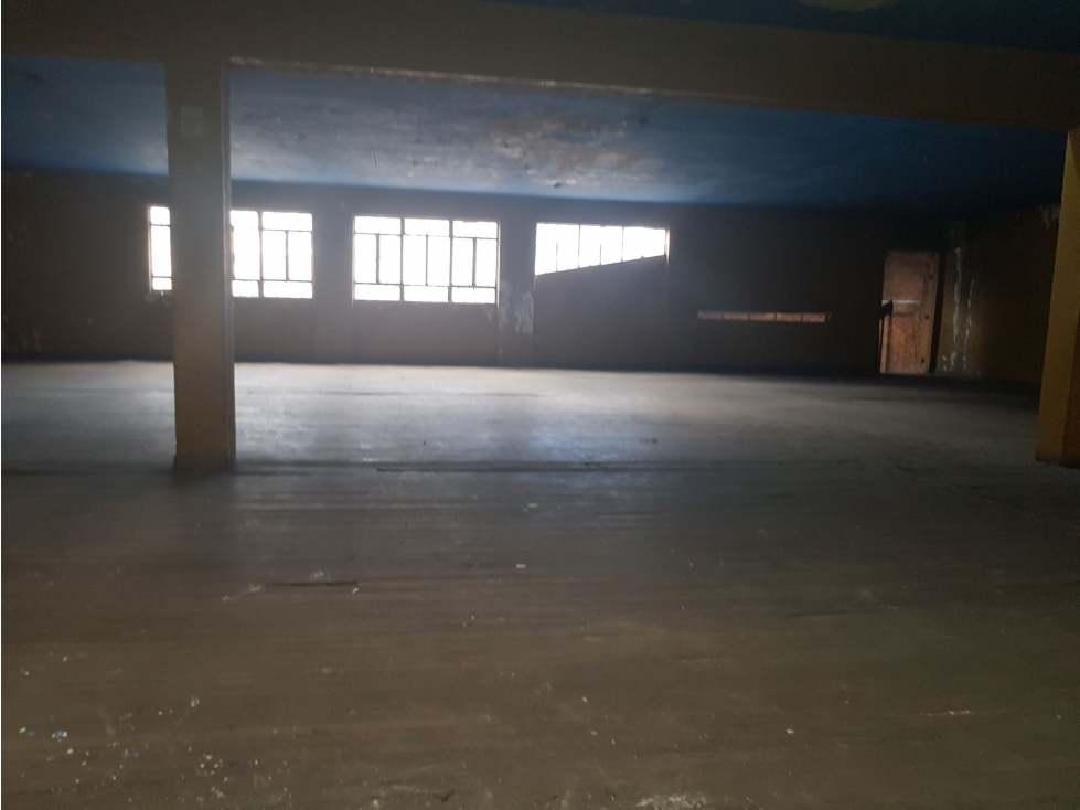 LA CAPUCHINA EDIFICIO, BODEGA O LOTE EN VENTA 1432M2 — foto 5