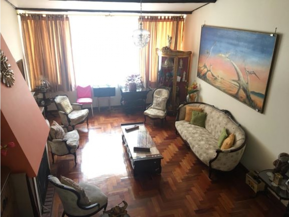 VENTA CASA SANTA MARGARITA, 265 mts