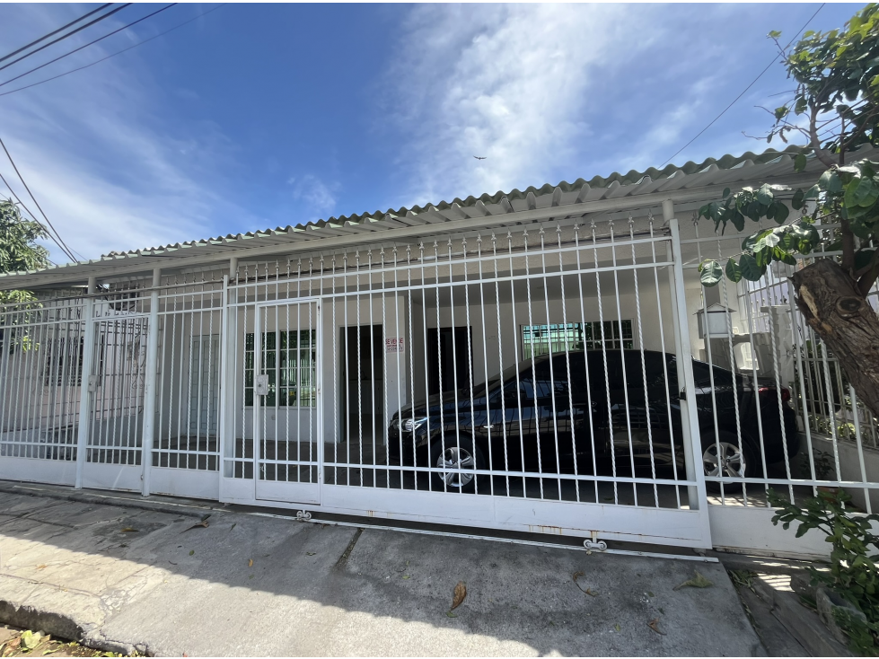 CASA BIFAMILIAR EN BETANIA