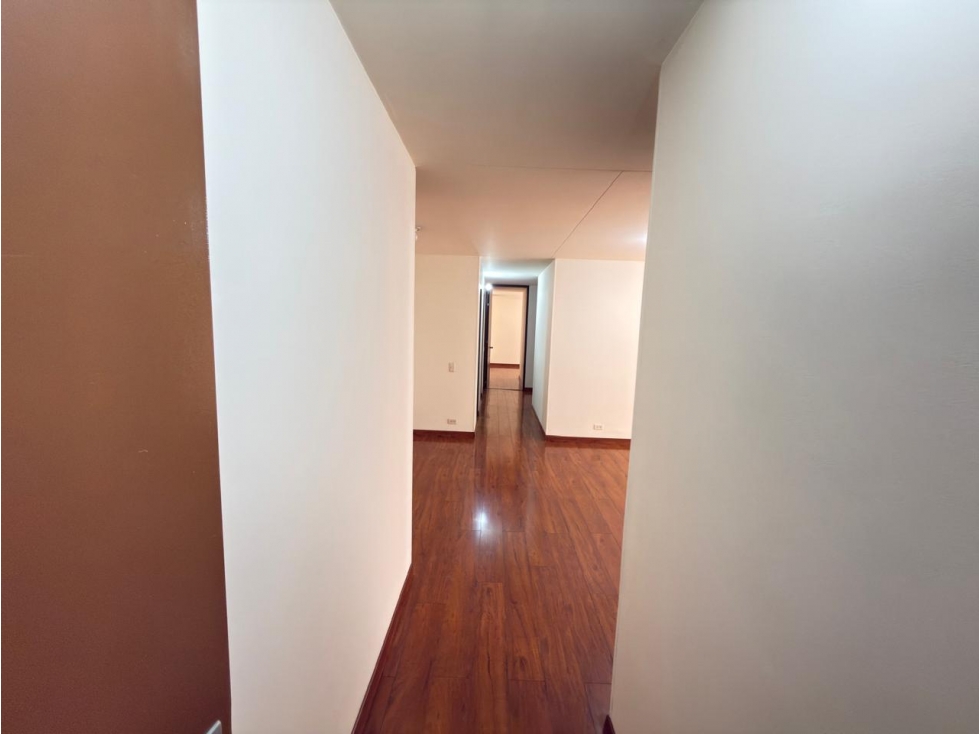 Colina,Venta 107 M, Piso 3 - 4