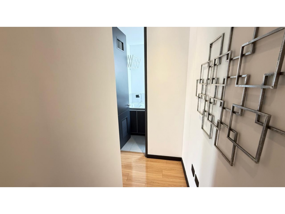 Santa Bárbara, Venta Apartamento Amoblado 1 HB, 54 M, Piso 4 — foto 2