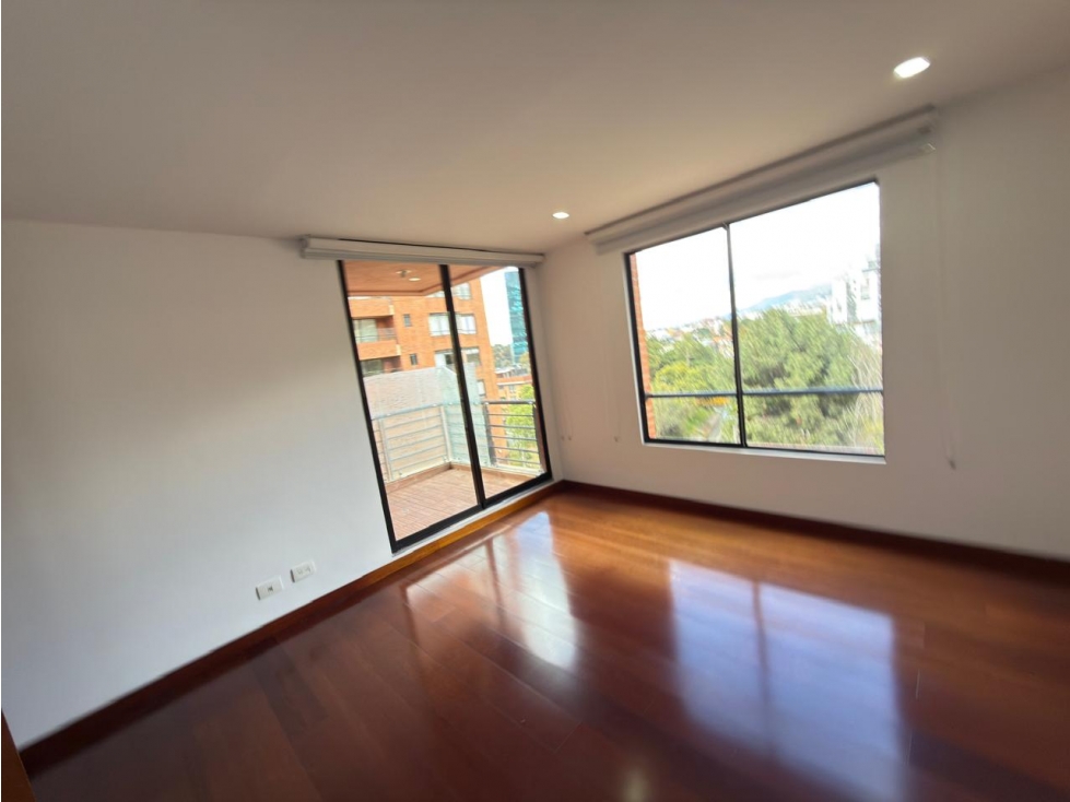 Santa Ana Occidental, Renta Apartamento, 198 M Piso 5 — foto 4