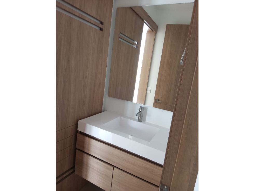 Arriendo Apartamento en Bahía Cristal — foto 3