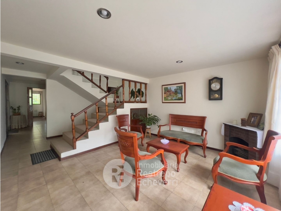 Casa en venta, barrio Chipre, Manizales