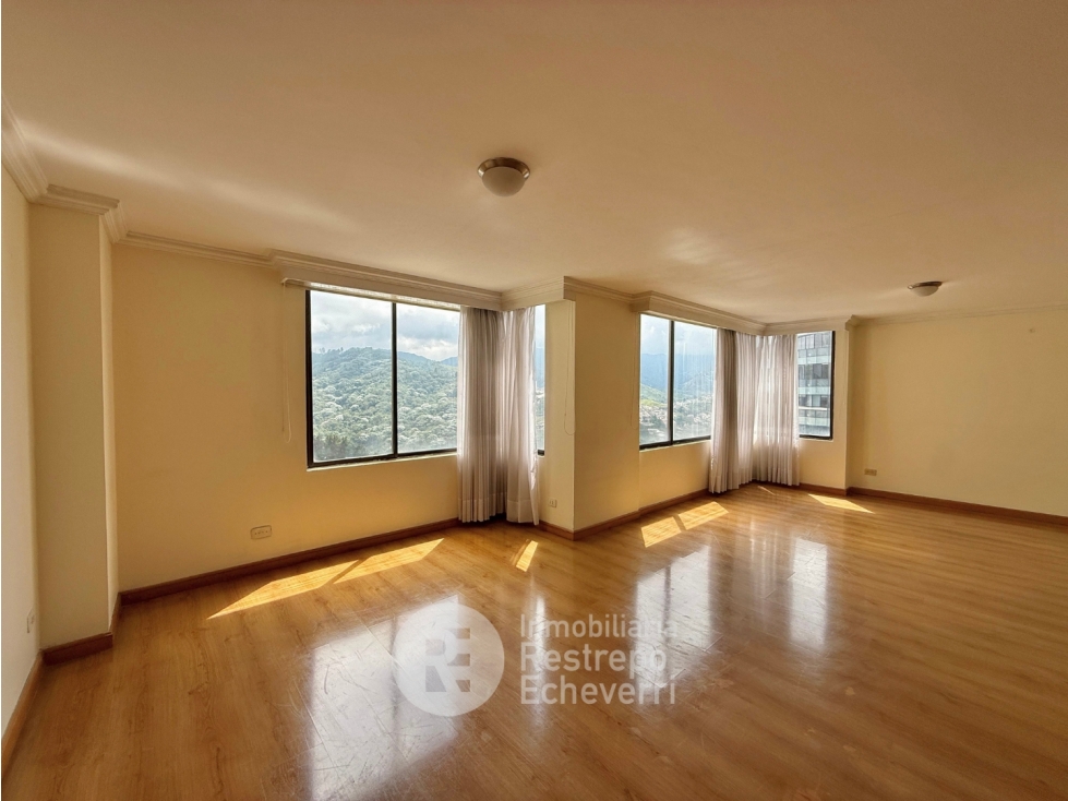 Apartamento en venta, Avenida Santander, barrio Palogrande, Manizales