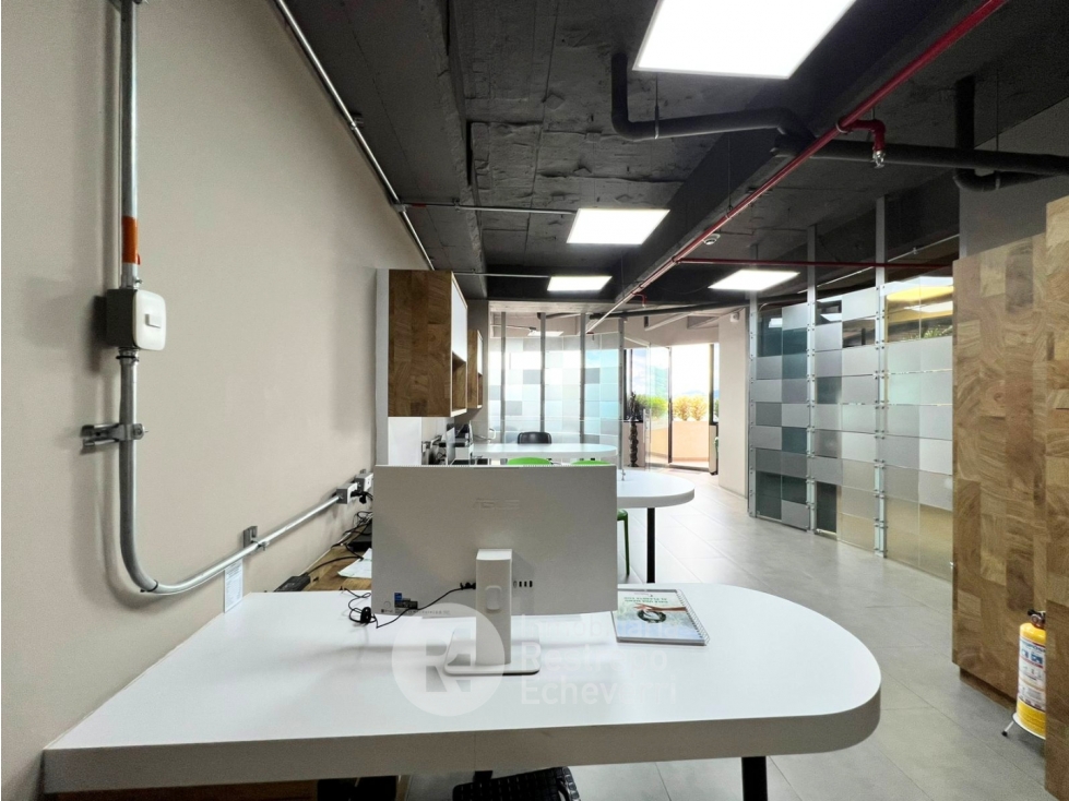 Oficina en Venta, Av. Santander, El Cable, Manizales