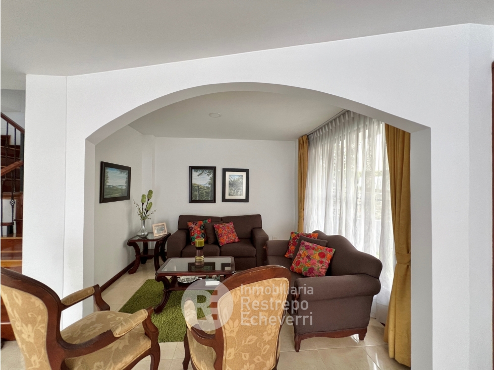 Casa esquinera con renta en venta, barrio Palermo, Manizales — foto 3