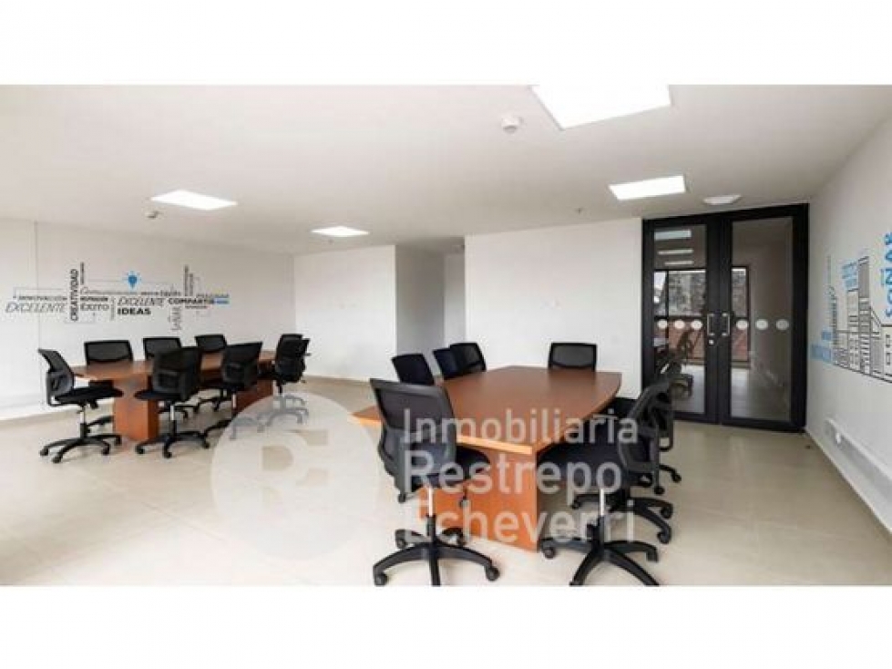 Oficina en venta, en Quinta Camacho, Bogotá - 4