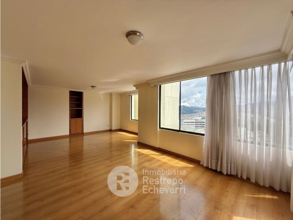 Apartamento en venta, Avenida Santander, barrio Palogrande, Manizales — foto 2