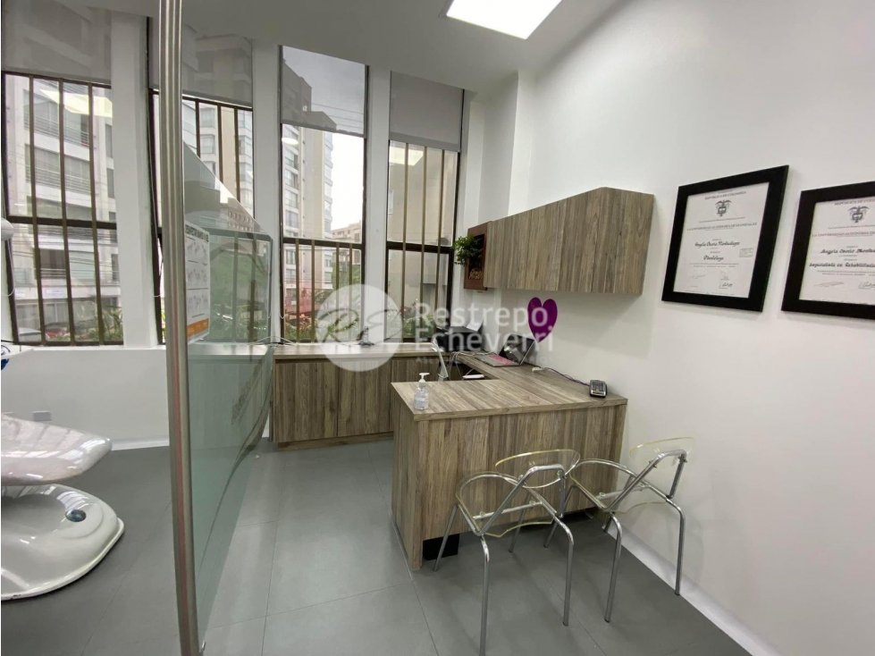 Consultorio en venta, barrio Palermo, Manizales