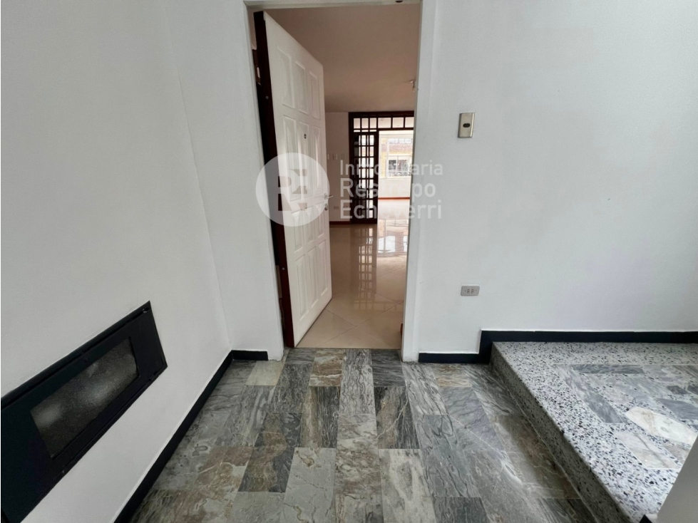 Apartamento en venta, barrio Santa Barbara , Bogotá — foto 4