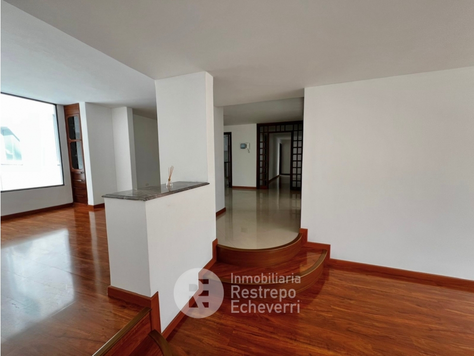 Apartamento en venta, barrio Santa Barbara , Bogotá — foto 6