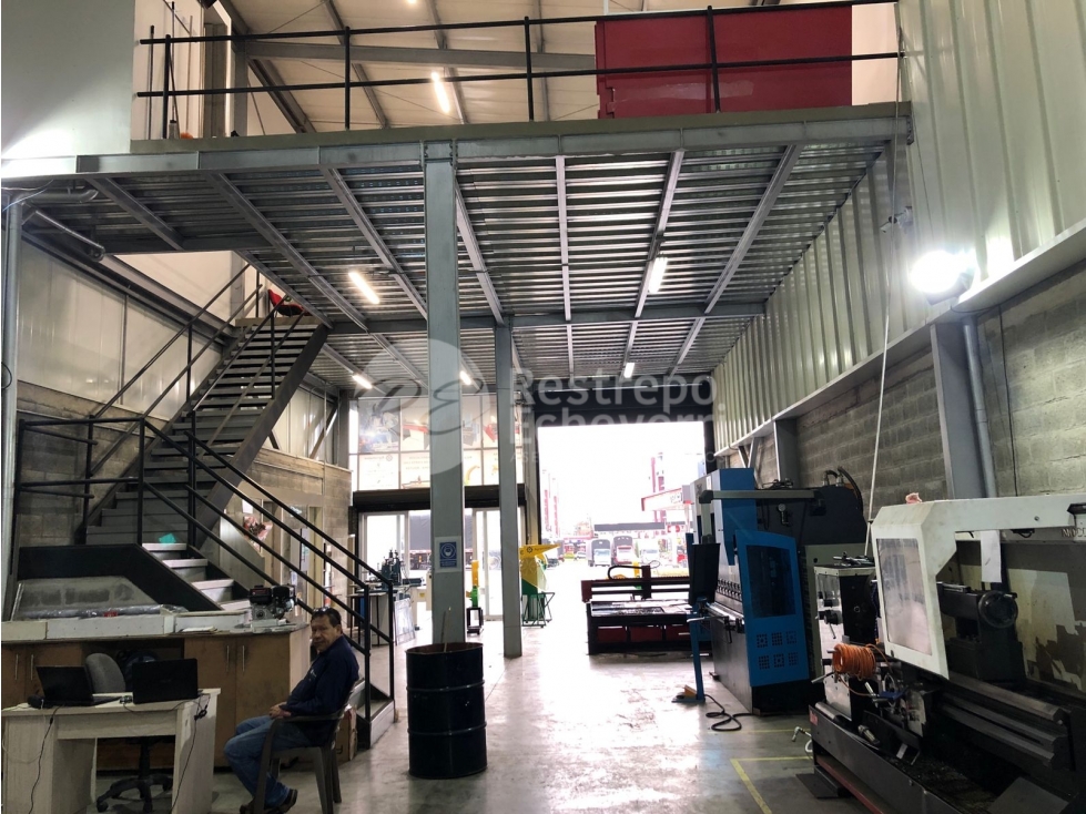 Bodega en venta, vía Romelia El Pollo, Dosquebradas - 2