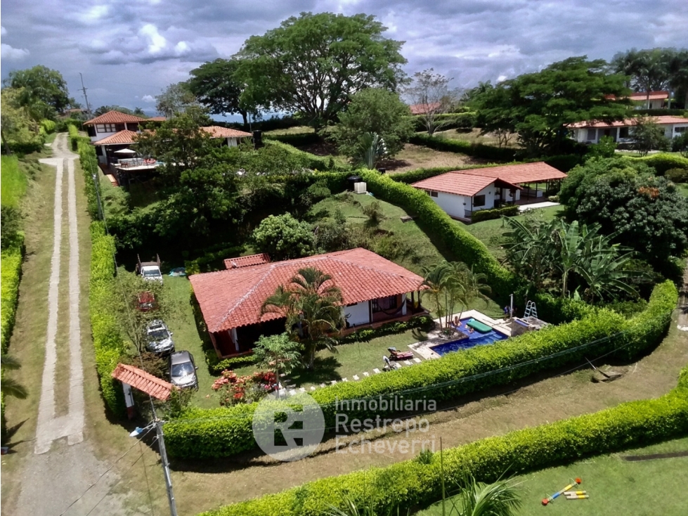 Casa en conjunto en venta, Km 41, Neira