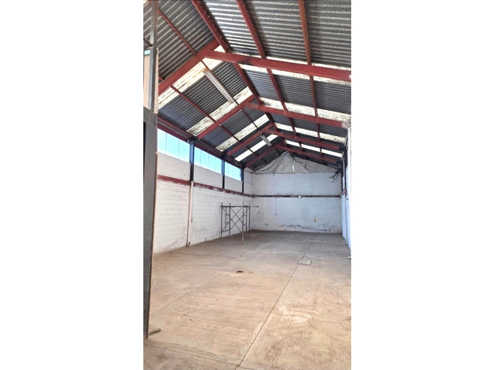 RENTA DE BODEGA CON DEPARTAMENTO EN CHALCO - 1
