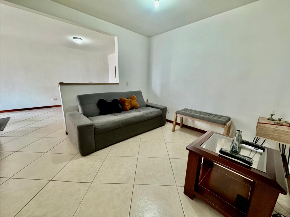VENTA DE APARTAMENTO EN CASTROPOL EXCELENTE ESTADO — foto 6