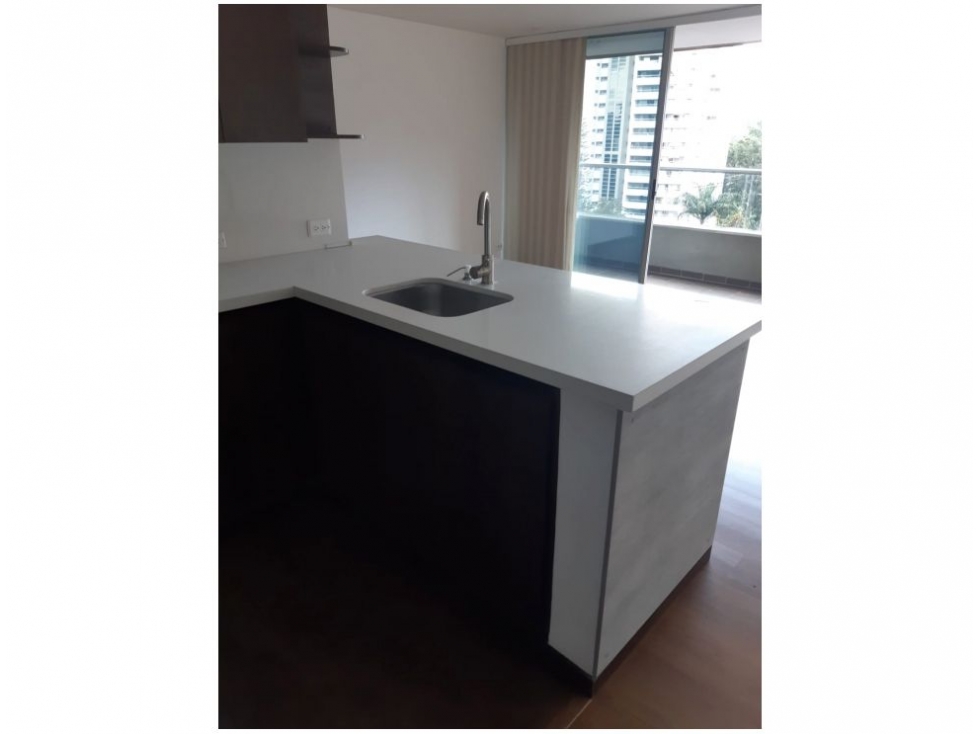 VENTA DE APARTAMENTO EN ENVIGADO - LOMA DEL ESMERALDAL — foto 2