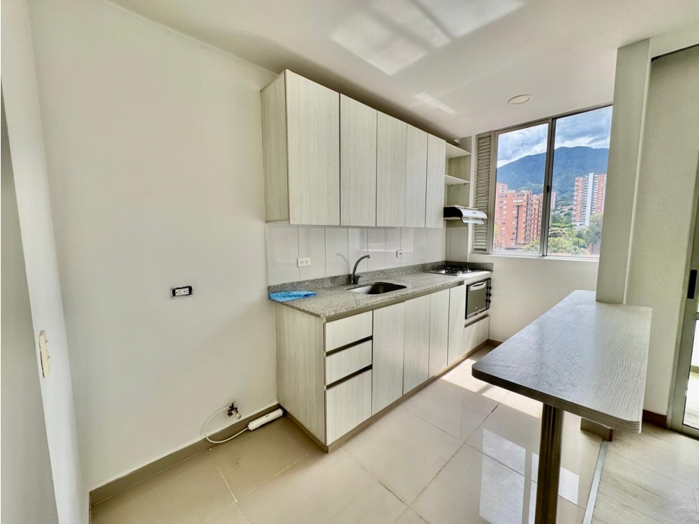 VENTA DE APARTAMENTO EN ITAGUI SURAMERICA EN EXCELENTE UNIDAD — foto 4