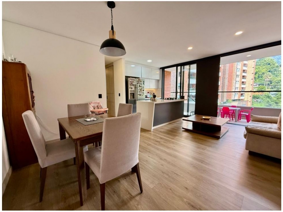 VENTA DE APARTAMENTO EN ENVIGADO - LOMA DE LOS MESA — foto 2