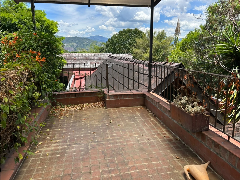 VENTA DE CASA EN ENVIGADO - LOMA DE LAS BRUJAS - 2