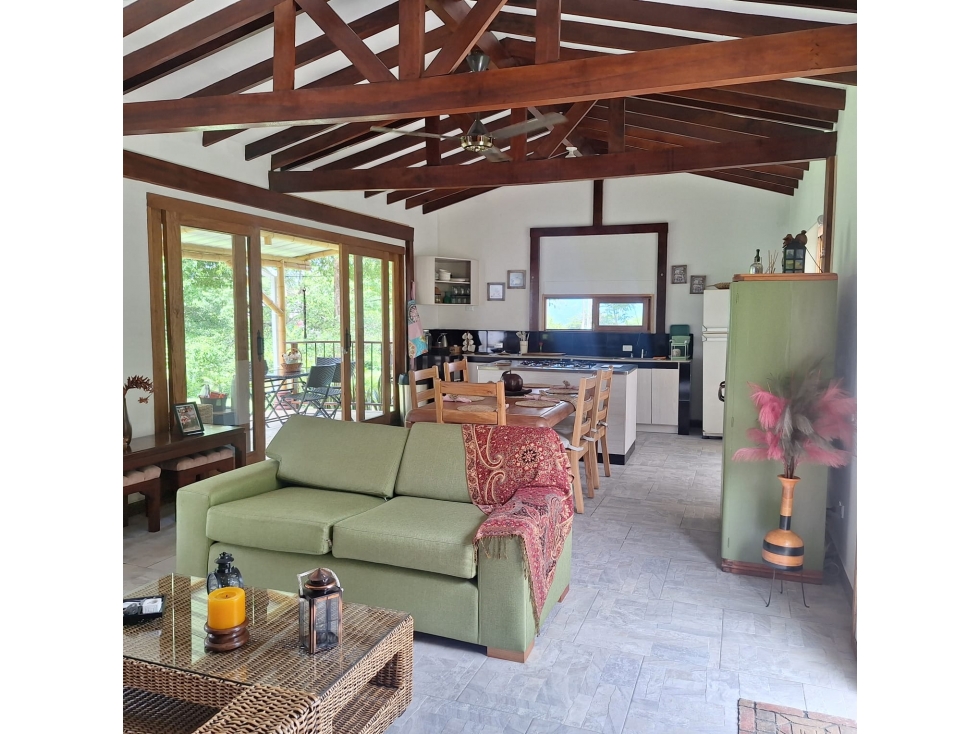 VENTA DE CASA EN CONDOMIO CERRADO - SOPETRAN