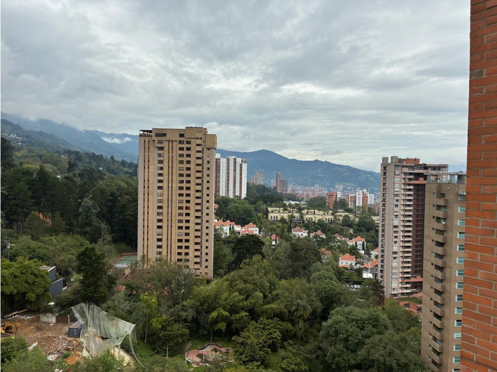 VENTA DE APARTAMENTO ZONA EL TESORO ALTA VALORIZACIÓN — foto 6