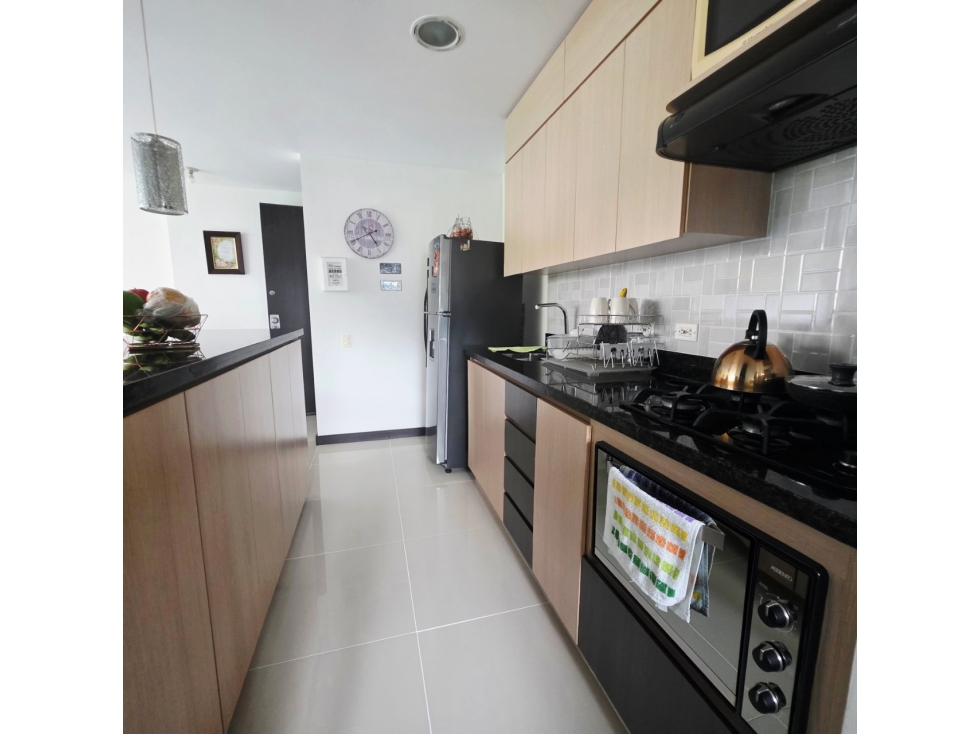 VENTA DE APARTAMENTO EN ENVIGADO - LOMA DE LAS BRUJAS — foto 3