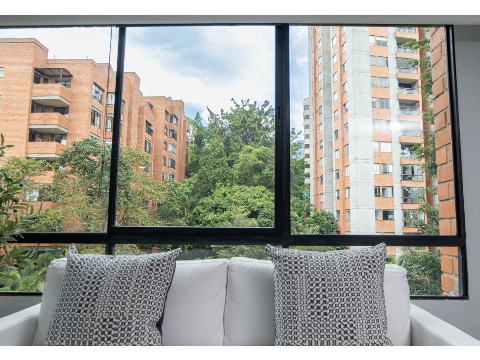 VENTA DE APARTAMENTO POBLADO, REMODELADO — foto 4